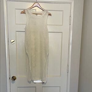 Elegant Cream Sleeveless beach cover-up